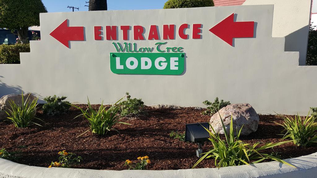 Willow Tree Lodge Fullerton Bagian luar foto