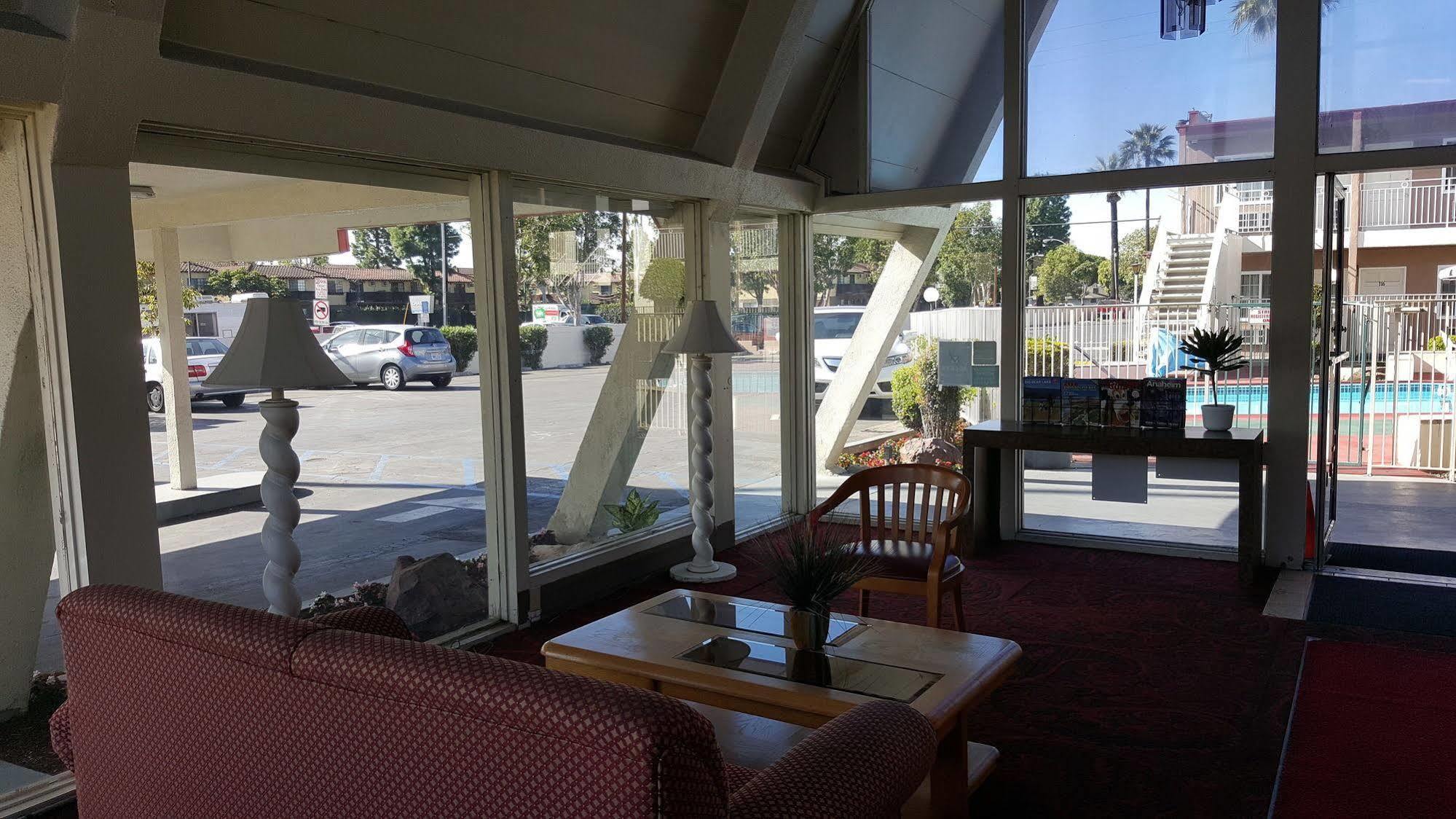 Willow Tree Lodge Fullerton Bagian luar foto
