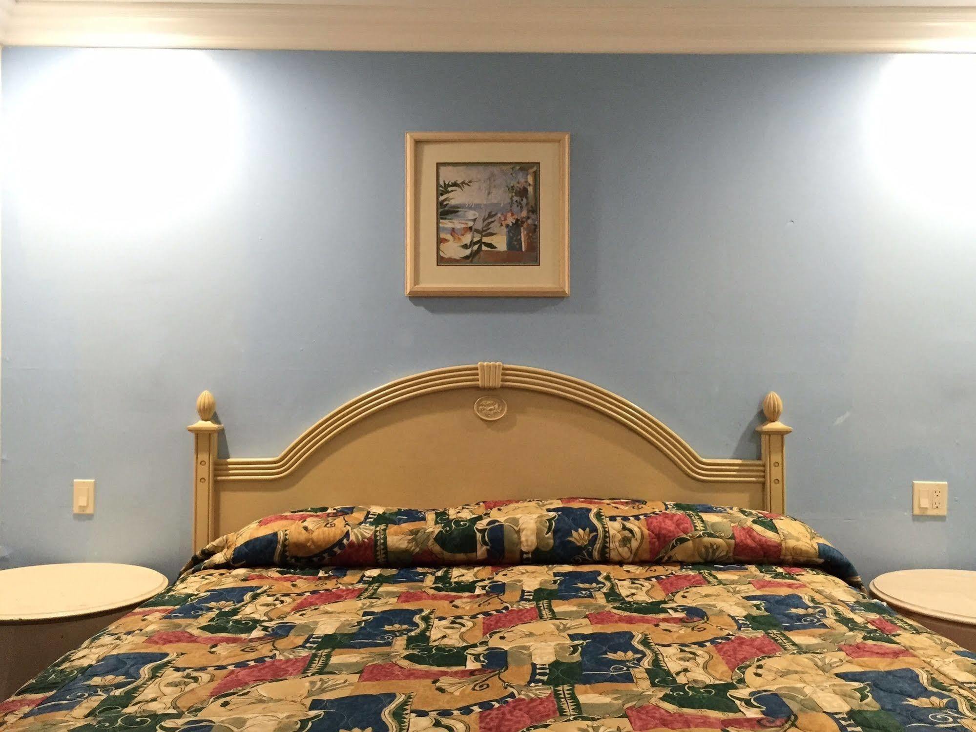 Willow Tree Lodge Fullerton Bagian luar foto